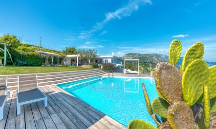 Sunkissed Sorrento 1