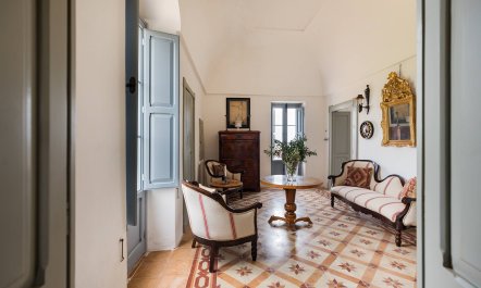 The Sunshine Home 8