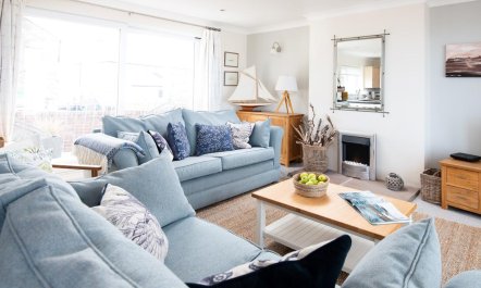 3 Bed in Seahouses 6