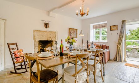 3 Bed in Stroud 5