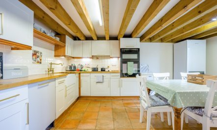 3 Bed in Shaftesbury 5