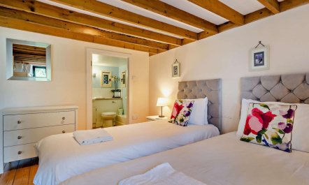 3 Bed in Shaftesbury 9