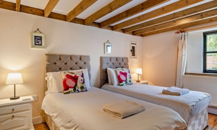 3 Bed in Shaftesbury 8