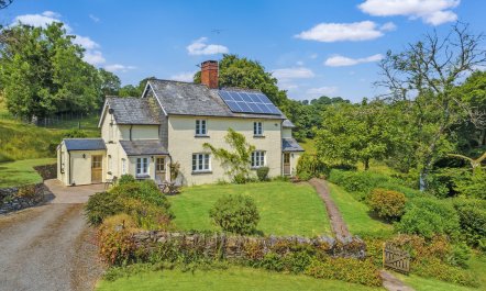 Lower Spire Cottages (sleeps 11)