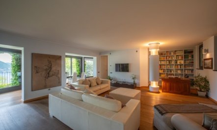 Olive & Pomegranate 4