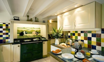 4 Bed in Whitby 8