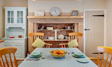 1 Bed in East Lilburn 8