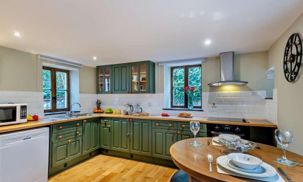 1 Bed in Penmaenmawr 6