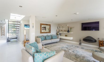 The Seaside Pearl 3