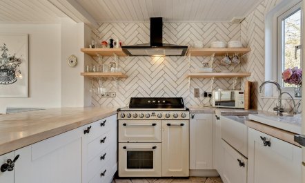 3 Bed in Cirencester 7