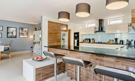 4 Bed in Penylan 8