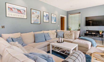 4 Bed in Penylan 9