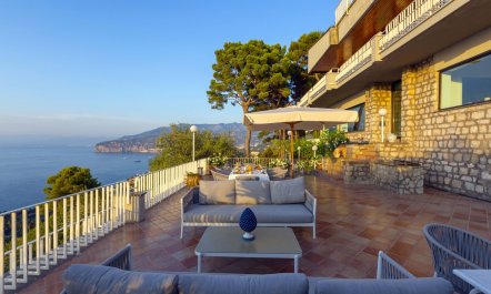 A Sunny Retreat