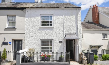 Charmouth Charm