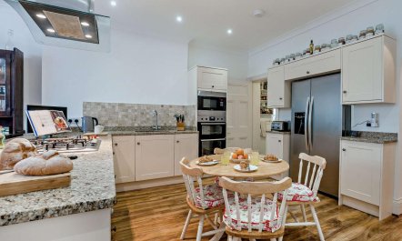 2 Bed in Bexhill-on-sea 4