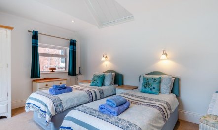 2 Bed in Bexhill-on-sea 9