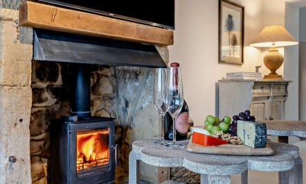 2 Bed in Broadway 3