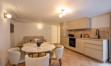 Parisian Suite 2