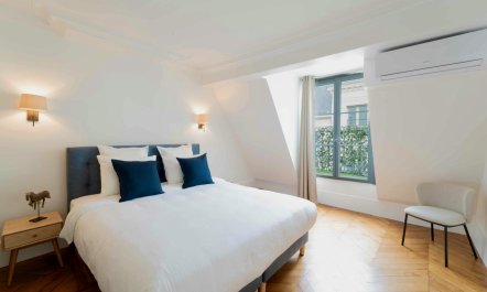 The Parisian Getaway 1