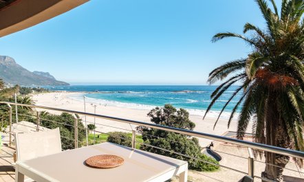 Breeze On Camps Bay 9