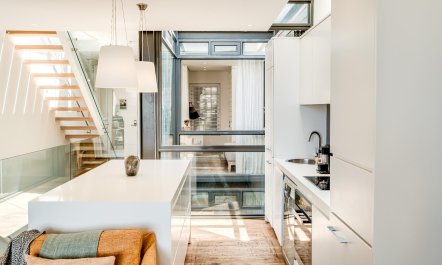 Oak & Glass 6
