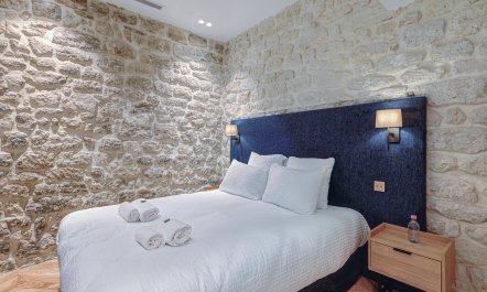 Playwright's Quarters 7