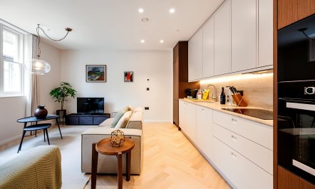 Sophisticated London 5