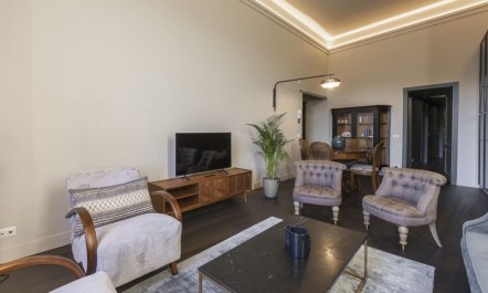 Renaissance Repose 3