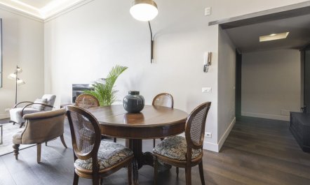 Renaissance Repose 6