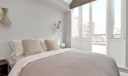 The Kensington Crown 7