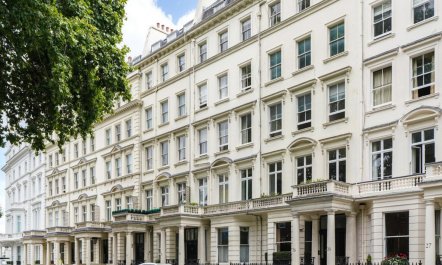 The Kensington Crown 1