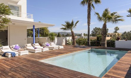 Blue Sky Retreat 1