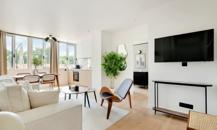 Terrace in the Sky 4