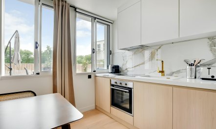 Terrace in the Sky 5