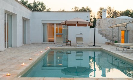Taupe & Trullo