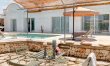 Taupe & Trullo 2
