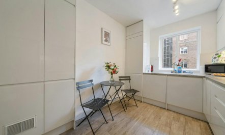 Kensington Kinship 6