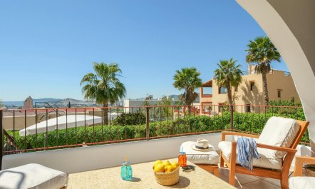 Charming Seaside Haven 1