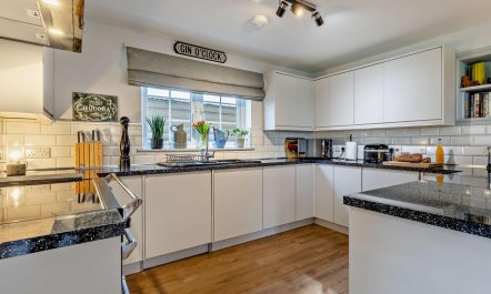 3 Bed in Great Yarmouth 7
