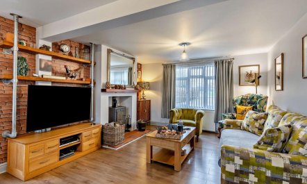 3 Bed in Great Yarmouth 1