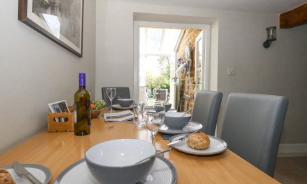 The Woodman's Cottage 5