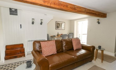 The Woodman's Cottage 3