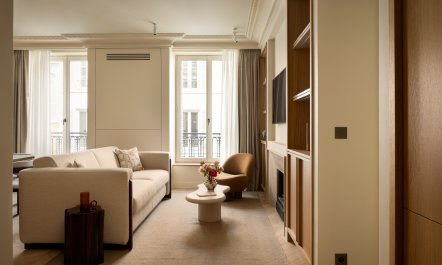 The Eighth Wonder of Paris 2