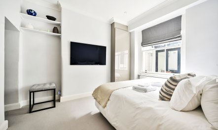 Kensington's Finest 1