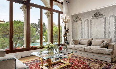 Venetian Vita 2