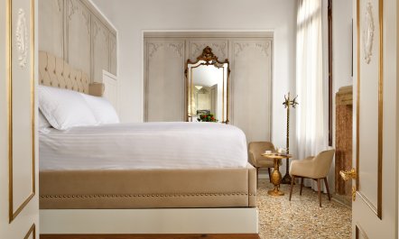Venetian Vita 5
