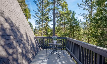 Mountainside Retreat 3