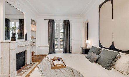 Parisian Hush 8