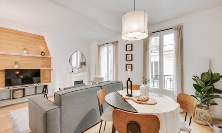 Parisian Hush 4
