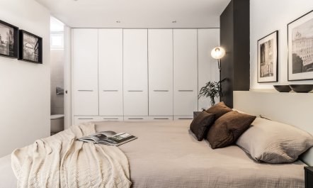 A Madrid Masquerade 9